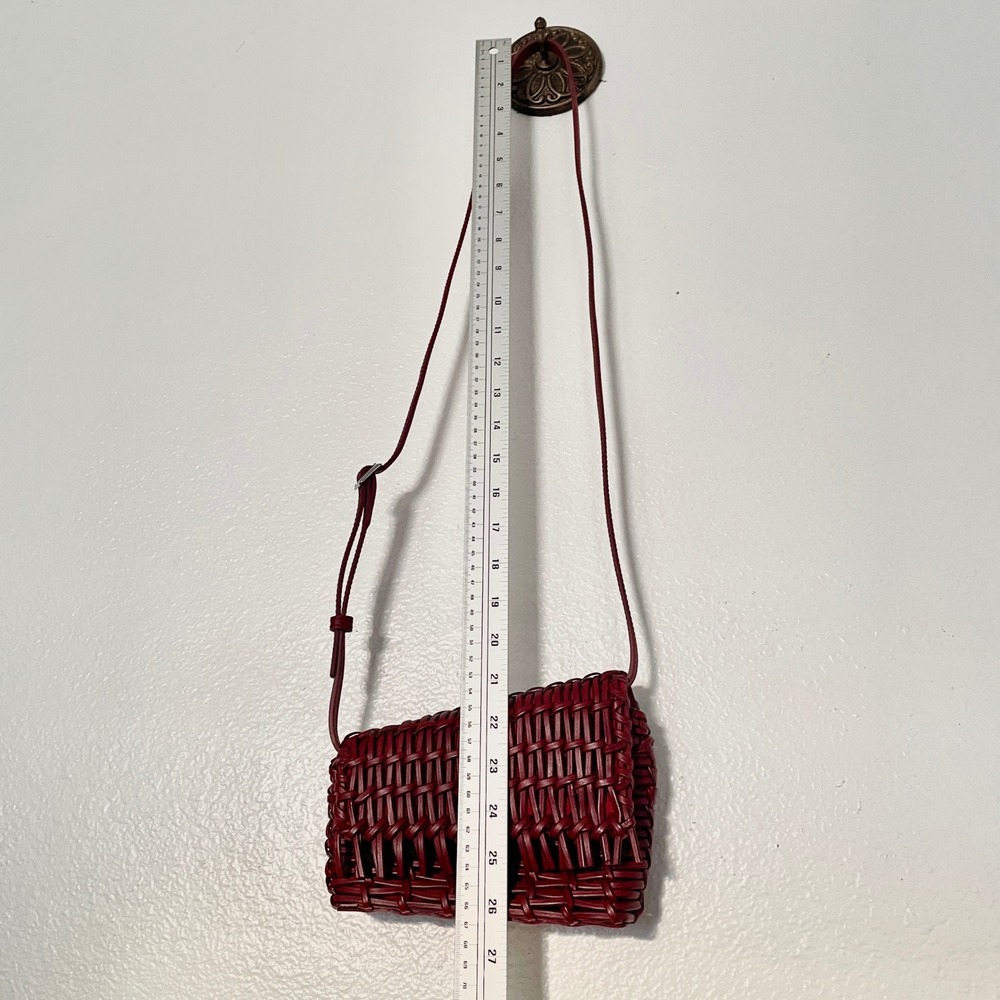 STAUD Rio Woven Leather Crossbody Bag Burgundy Red Asymmetric Basket Bag - Picture 5 of 8